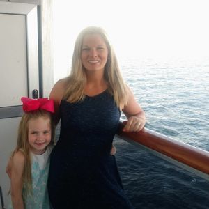 Meet your Posher, Leslie